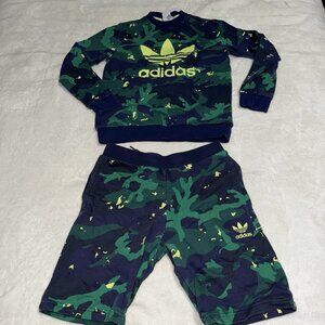Adidas Big Boys Camo Print Crew Sweatshirt Shorts Set Size Medium (11-12)